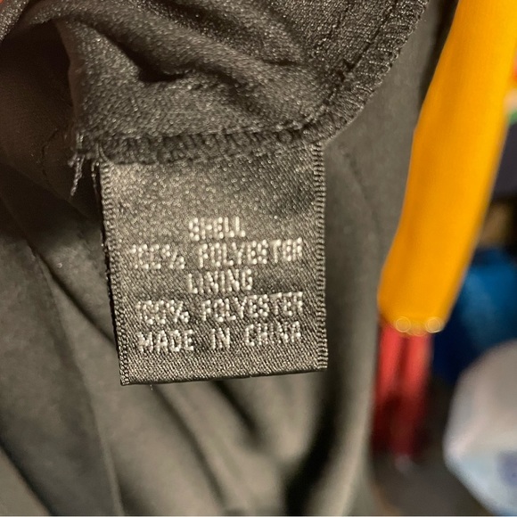 ADRIANNA PAPELL Shutter Pleat Sheath Dress Fitted V-Neck Tiered Satin Mesh Sz 8 - Picture 7 of 7